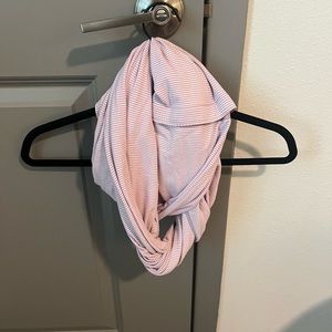 Lululemon scarf